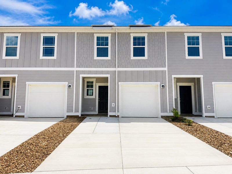 224 Darlington Dr, Dickson, TN 37055