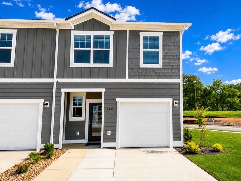 224 Darlington Dr, Dickson, TN 37055