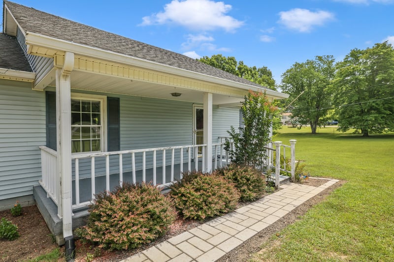 2736 Gideon Rd, Greenbrier, TN 37073