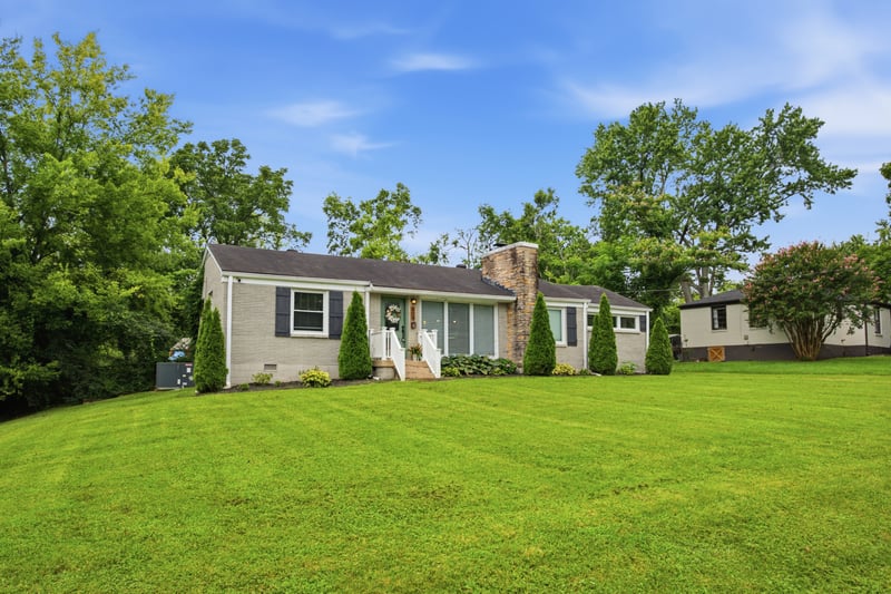 809 Chadwell Dr, Madison, TN 37115
