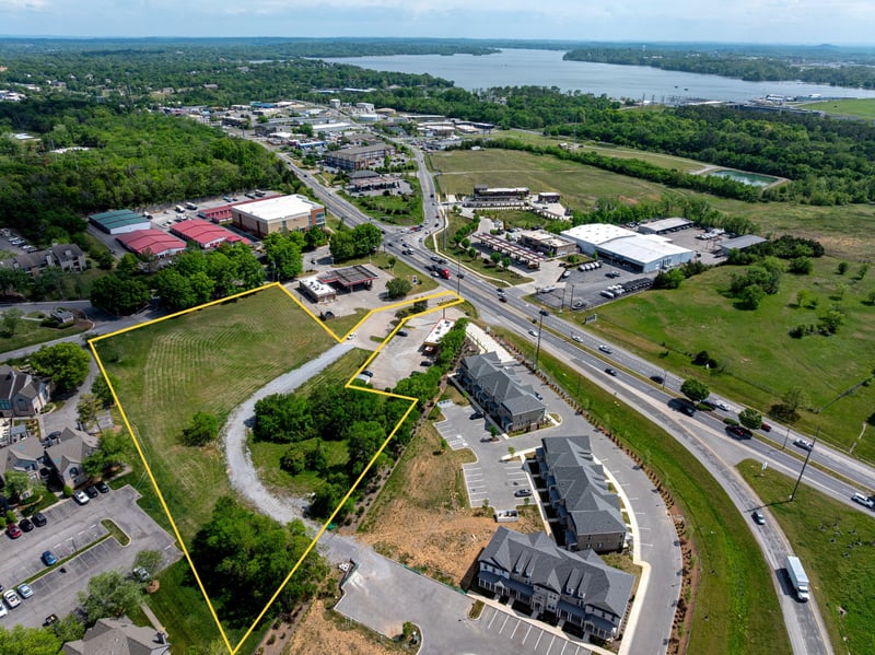 West Main St, Hendersonville, TN 37075