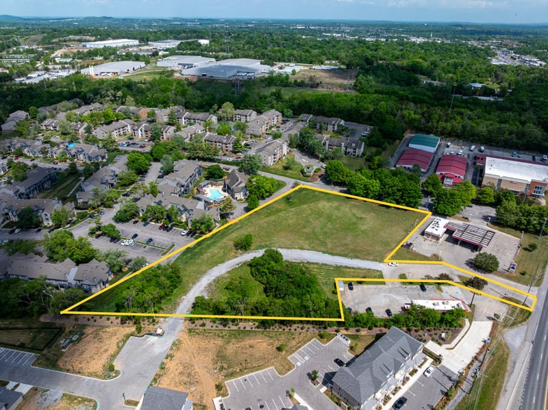 West Main St, Hendersonville, TN 37075