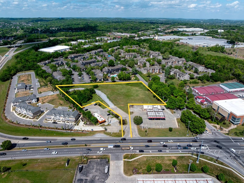 West Main St, Hendersonville, TN 37075