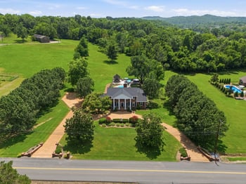 1004 Longview Dr, Hendersonville, TN 37075