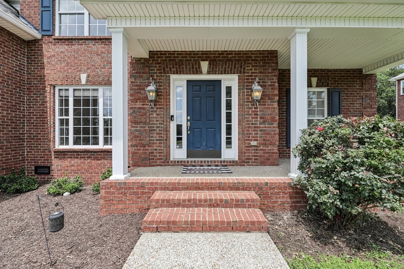 1012 Notting Hill Dr, Gallatin, TN 37066