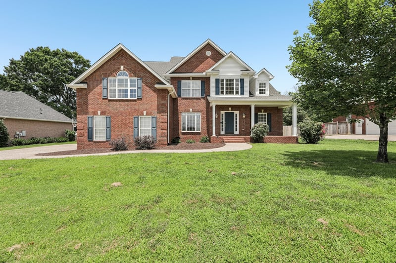 1012 Notting Hill Dr, Gallatin, TN 37066