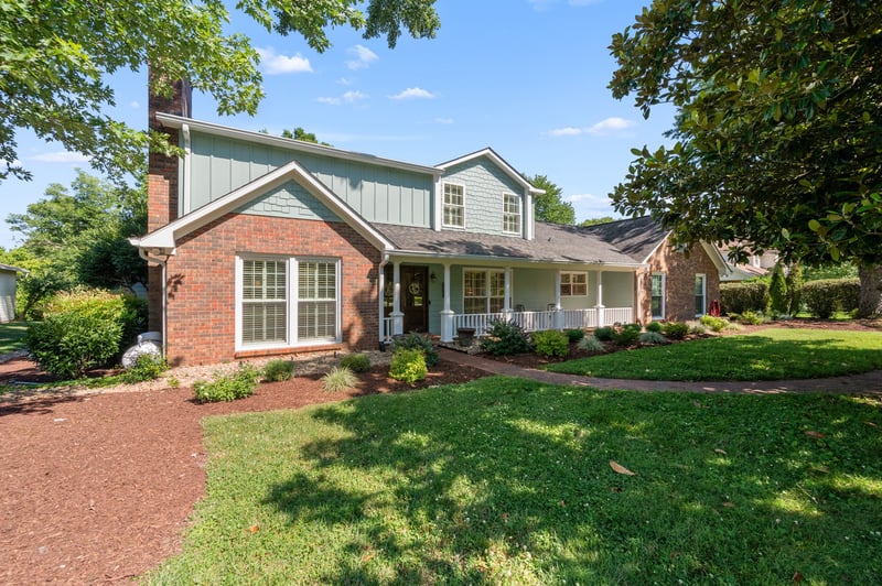 2240 Racquet Club Dr, Murfreesboro, TN 37128