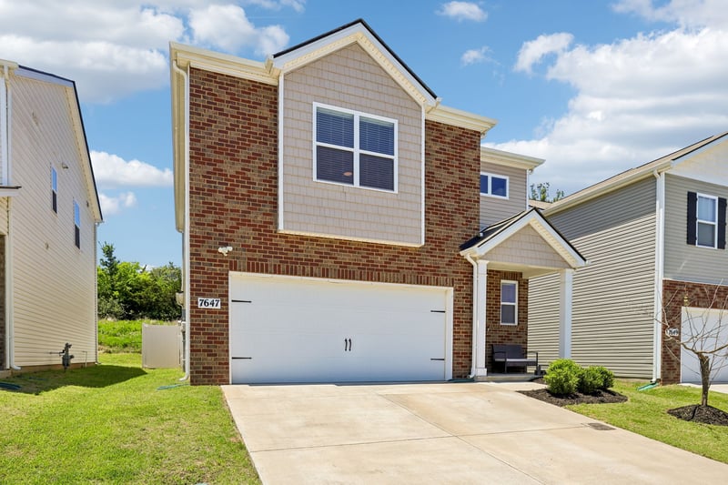 7647 Gunners Landing Dr, Antioch, TN 37013