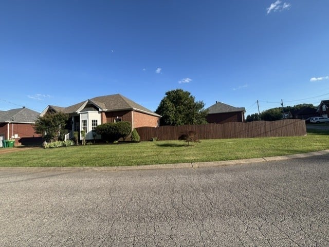 127 Iroquois Dr, White House, TN 37188