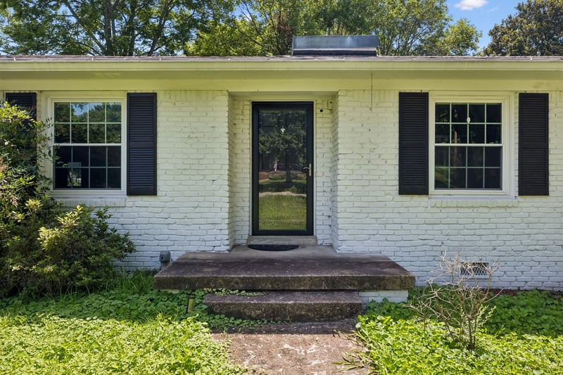 1401 Manor Rd, Columbia, TN 38401