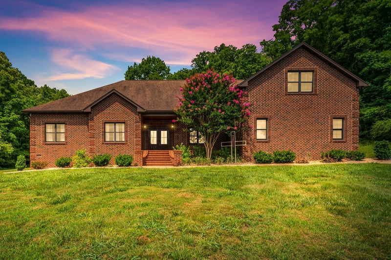 18 Tisdale Ln, Brush Creek, TN 38547