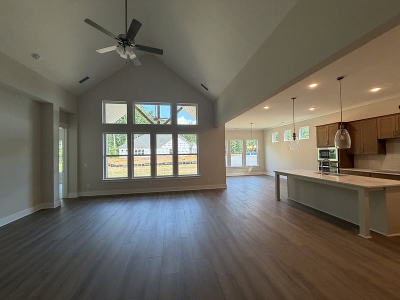 7290 Fairlawn Dr, Fairview, TN 37062