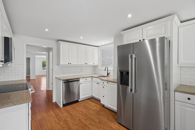 810 Porter Rd, Nashville, TN 37206