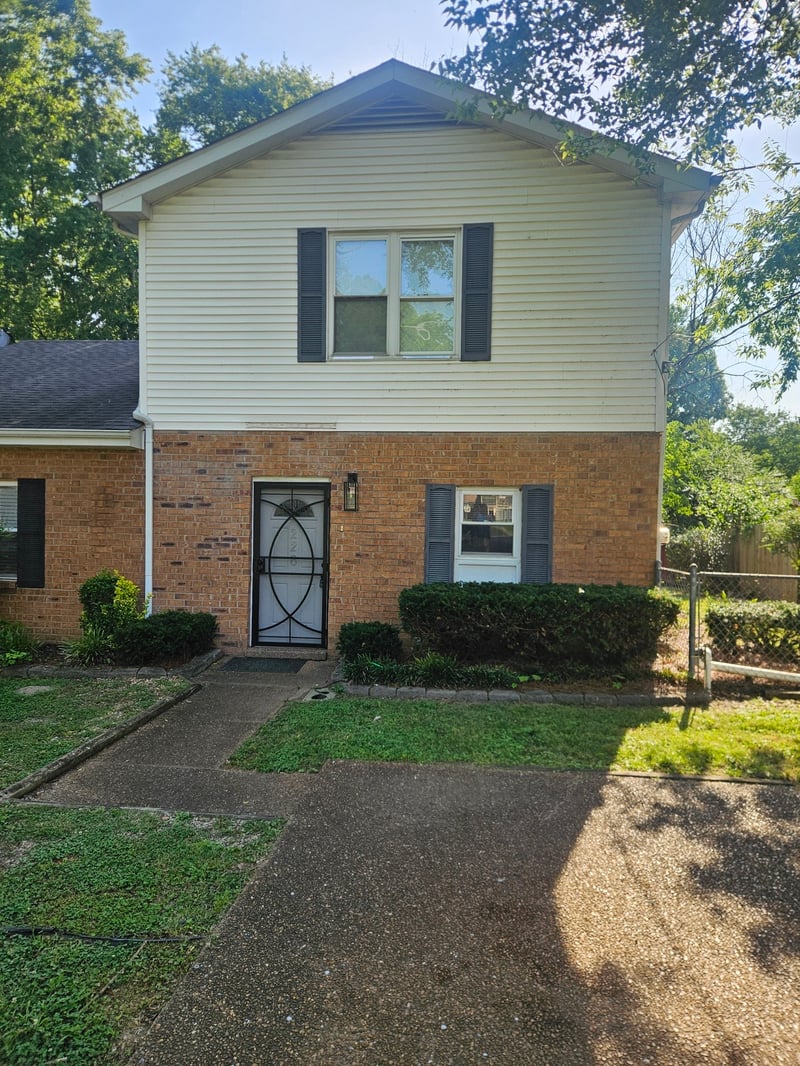 226 Macfie Dr, Madison, TN 37115