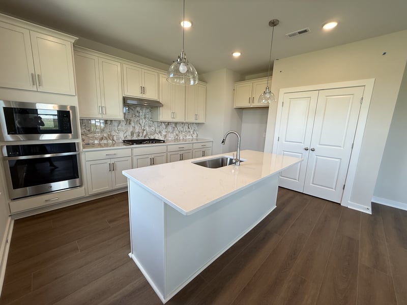 3604 Heartland Dr, Columbia, TN 38401