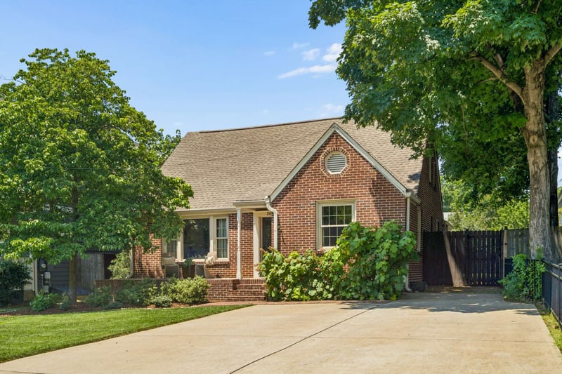 2602 W Linden Ave, Nashville, TN 37212