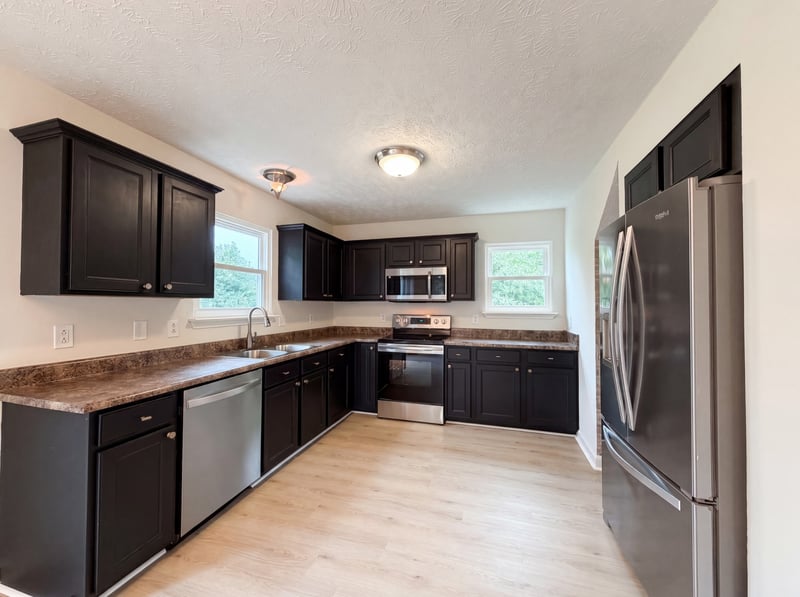 1223 California Dr, Murfreesboro, TN 37129