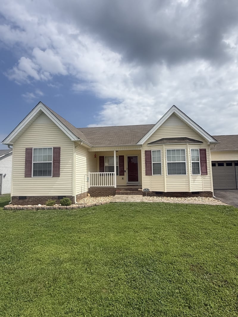 1604 Avers Ave, Columbia, TN 38401