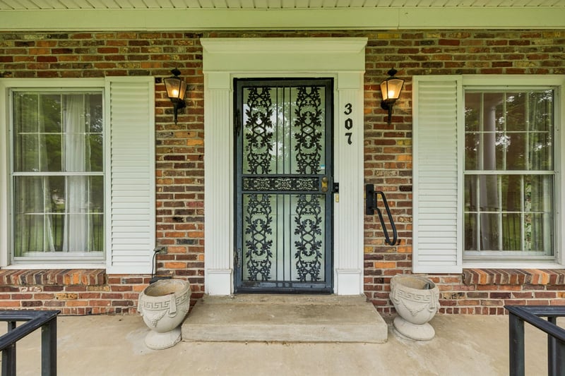 307 Woodlawn Dr, Mount Juliet, TN 37122