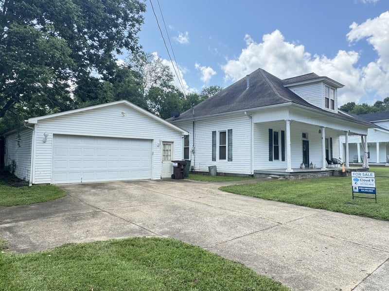 4139 Hampshire Pike, Hampshire, TN 38461