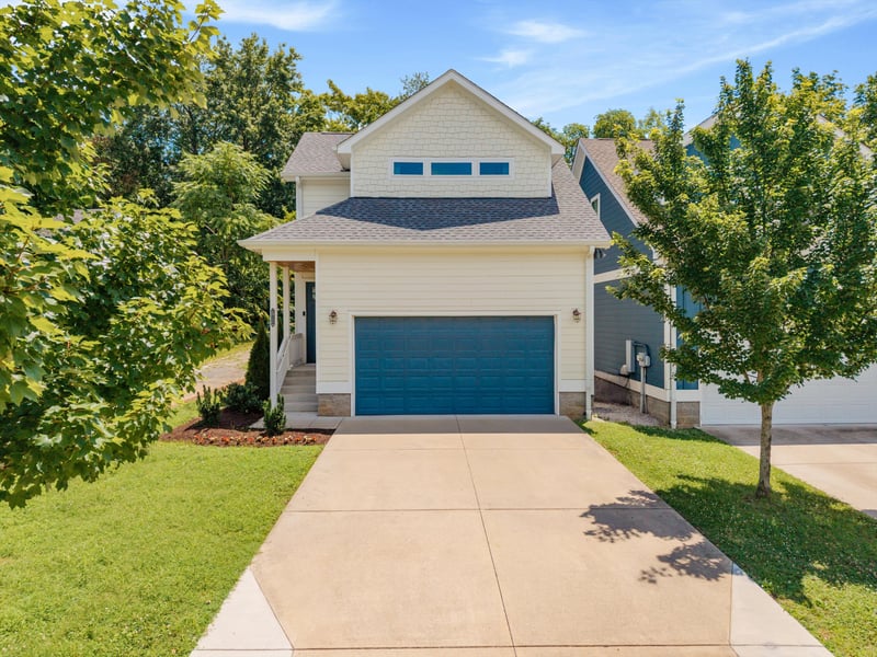 2012A Rosemary Ln, Nashville, TN 37210
