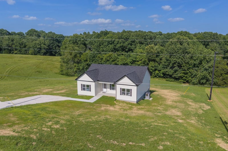 831 Wells Rd, Dickson, TN 37055