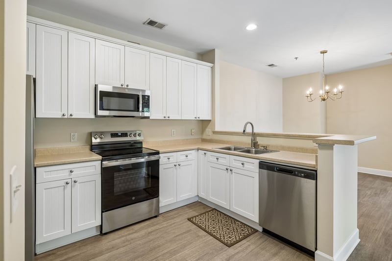 7005 Lenox Village Dr #2, Nashville, TN 37211