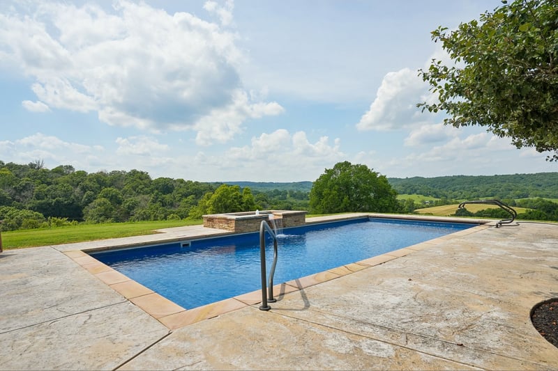 658 Hickory Ridge Rd, Gallatin, TN 37066