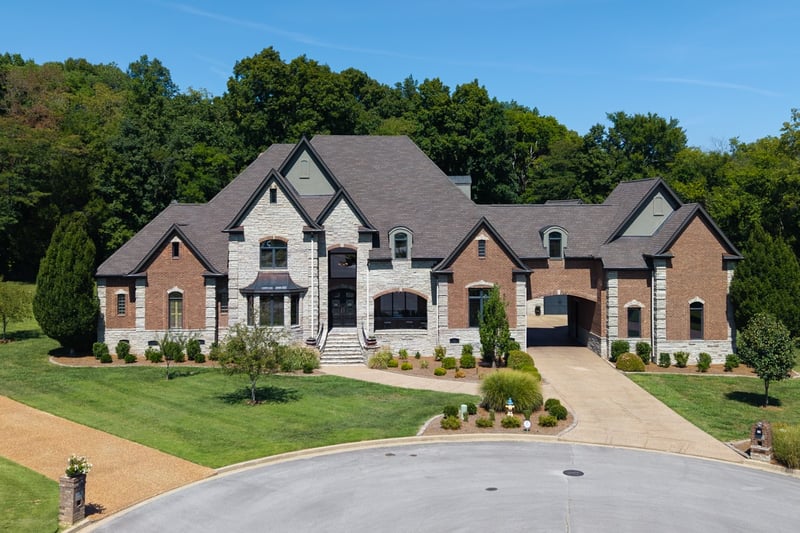 107 Glenhaven Ct, Lebanon, TN 37087