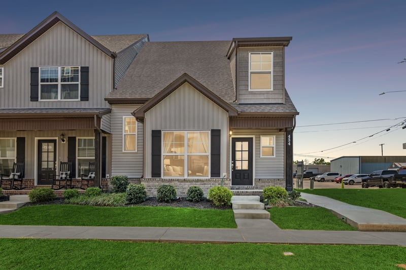434 Rick Mccormick Dr, La Vergne, TN 37086