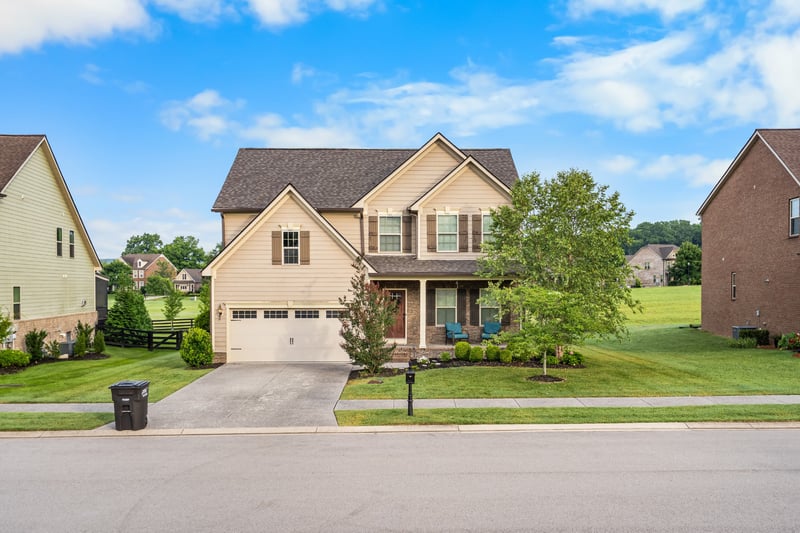 6725 Pleasant Gate Ln, College Grove, TN 37046