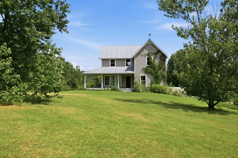 1255 Moss Branch Rd, Bon Aqua, TN 37025