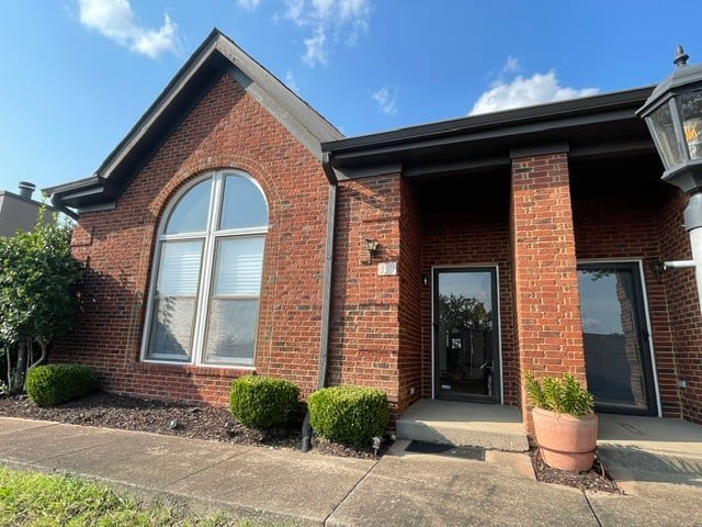 113 Highland Villa Dr, Nashville, TN 37211