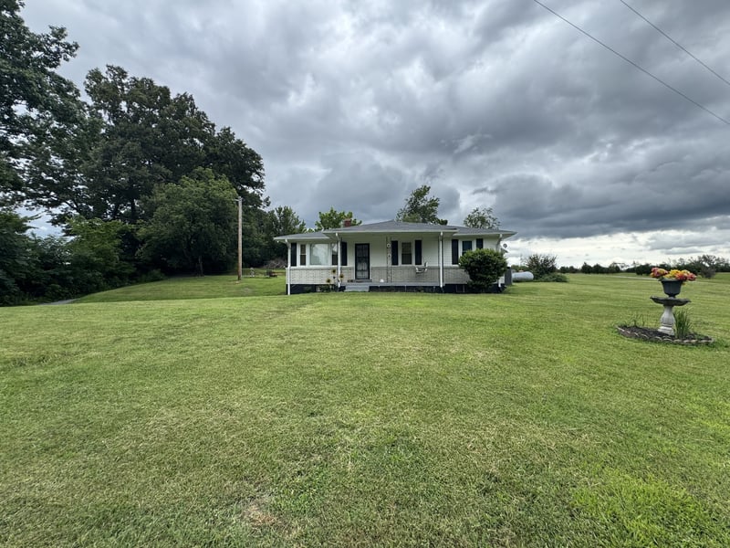 205 Williams Rd, Westmoreland, TN 37186