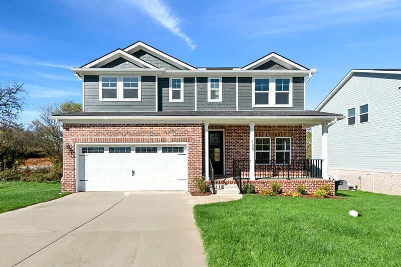 2958 Peaceful Valley Dr, Columbia, TN 38401