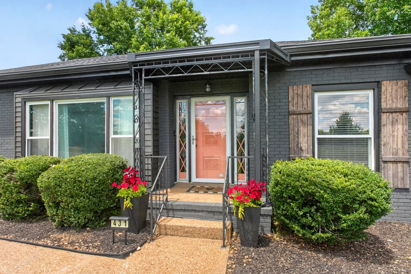 431 Douglas Bend Rd, Gallatin, TN 37066