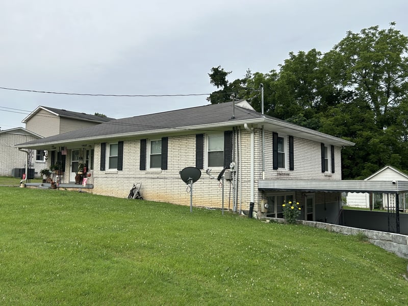 208 Bate Ave, Gallatin, TN 37066
