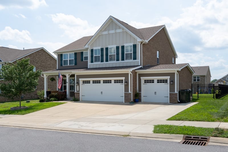 254 Grassy Glen Dr, Gallatin, TN 37066