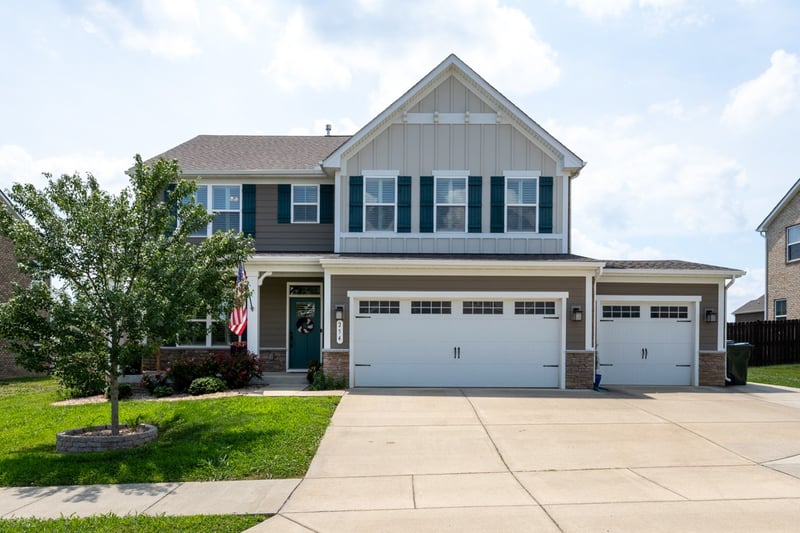 254 Grassy Glen Dr, Gallatin, TN 37066
