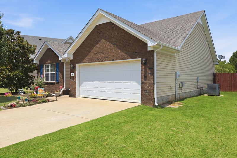 1946 Odessa Ave, Murfreesboro, TN 37128