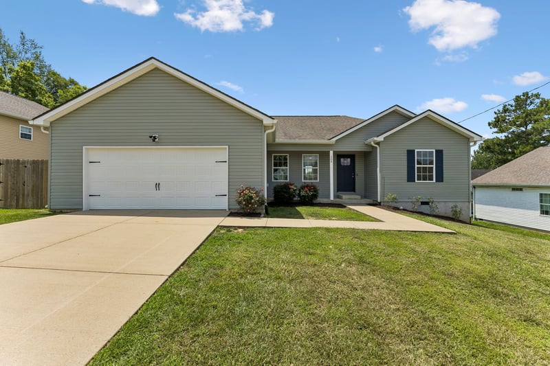 308 Marymont Ln, Columbia, TN 38401