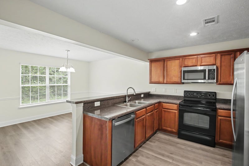 1069 Lakewalk Dr, Antioch, TN 37013