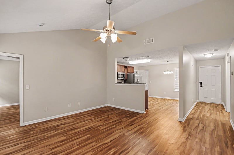 8469 Lawson Dr, Antioch, TN 37013