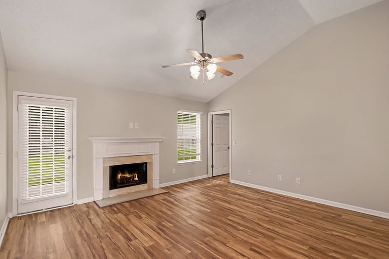 8469 Lawson Dr, Antioch, TN 37013