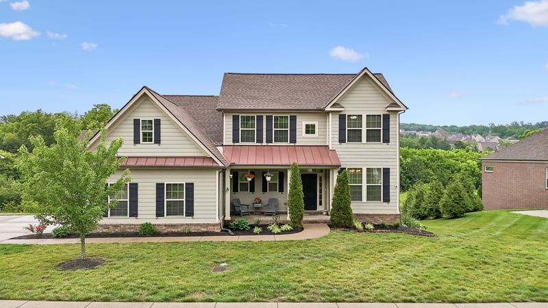 7016 Crimson Leaf Ln, College Grove, TN 37046