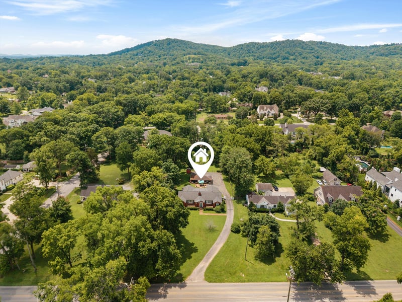 923 Battery Ln, Nashville, TN 37220