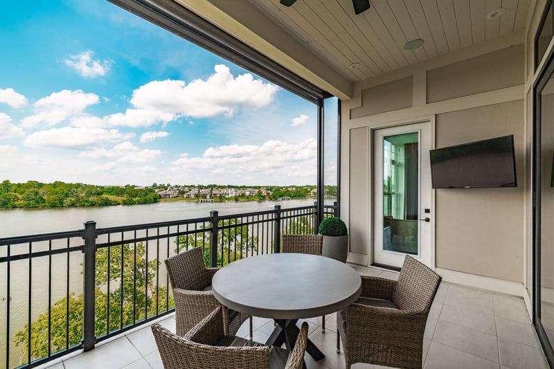 1024 Club View Dr #D301, Gallatin, TN 37066