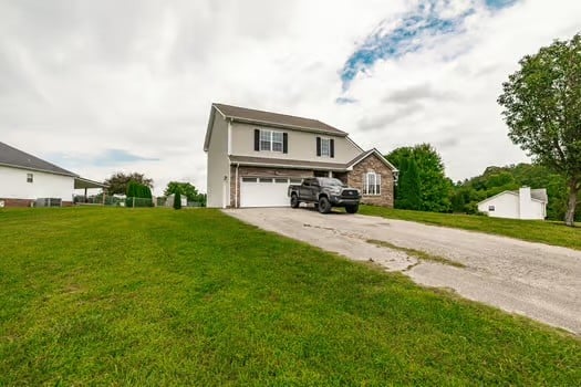 2029 Copper Kettle Cir, Pleasant View, TN 37146