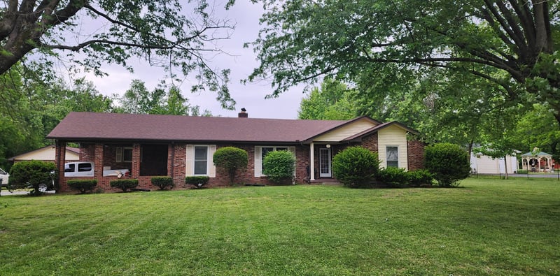 647 52 E Hw, Portland, TN 37148