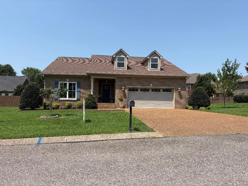 109 Sugar Tree Ln, Columbia, TN 38401